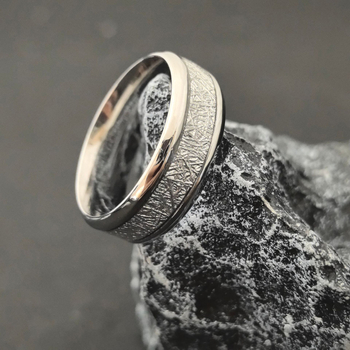 8 mm široki prsten od nehrđajućeg čelika s uzorkom karbonskih vlakana i teksturom mraza trave, personalizirani unisex prsten