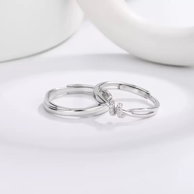 S999 srebrni prsten za parove, ljubav isprepletena, nišni dizajn, lagani luksuz, minimalistički poklon za Valentinovo