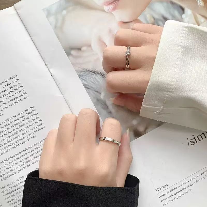 S999 srebrni prsten za parove, ljubav isprepletena, nišni dizajn, lagani luksuz, minimalistički poklon za Valentinovo