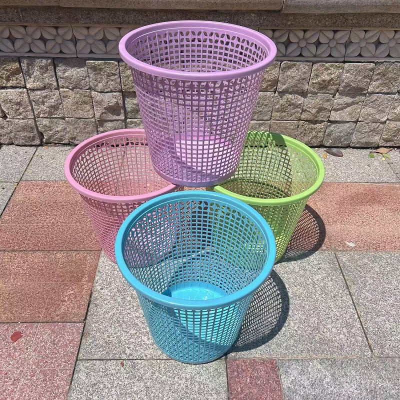 Ogromni otpadni koš s izrezbarenim dizajnom, otvoren na vrhu, pogodan za kuhinju, kupaonicu i ured