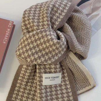Britanski šal s kariranim uzorkom houndstooth za zimu – debeo i topao, tkanina deer plush, unisex