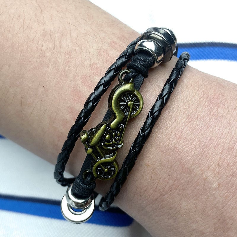 Vintage pleteni kožni narukvica, unisex, motociklistički motiv, metalni naglasak