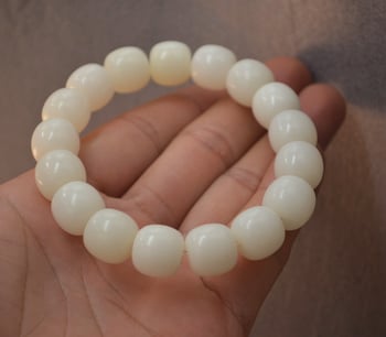 Unisex narukvica Bodhi korijena s plosnatim cilindričnim perlicama 13/12 mm