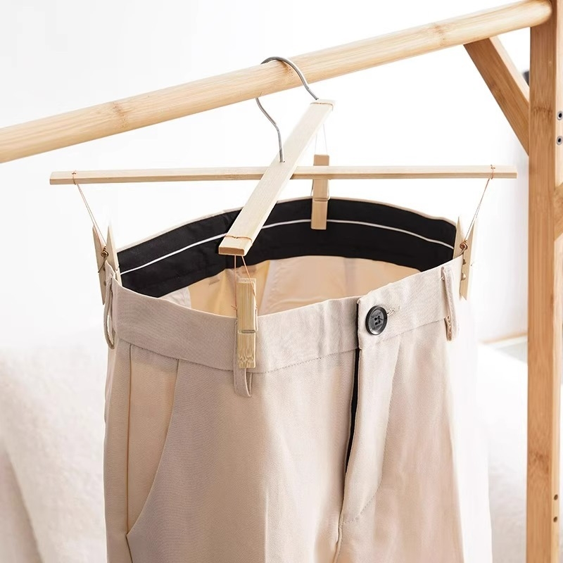 Παλιού τύπου κρεμάστρα παντελονιών από μπαμπού με τέσσερα κλιπ, σταυρωτή κρεμάστρα ρούχων και κλιπ στέγνωσης για οικιακή χρήση