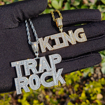 Vlastnoručne vyrobený malý štvorcový medený prívesok so zirkónovou vložkou, DIY anglické písmeno náhrdelník, hip-hop šperky