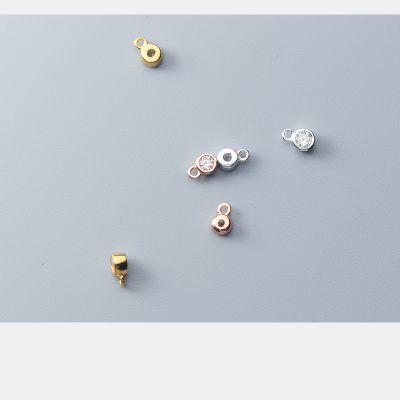 Prívesok zo striebra S925 s jedným zirkónom, pozlátený povrch, minimalistický dámsky prívesok, ručne vyrobený DIY šperky doplnok – Q0102