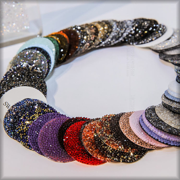 Prilagođena 3D kristalna tkanina za ukrase, mreža za ljepilo, rhinestones, leptir, motiv petokrake zvijezde, razni uzorci, toplinski preslik, samoljepiva obrada