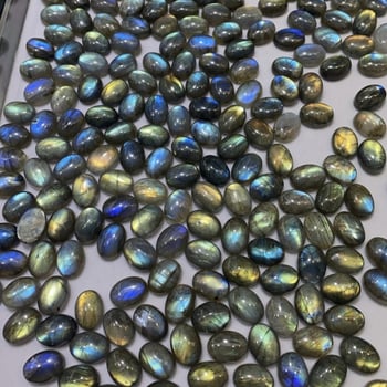 Iridescentni labradorit cabochon za prsten, za DIY ugradnju — prirodni labradorit i sivi mjesečev kamen