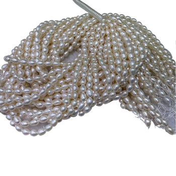 Prirodne rižaste perlice promjera 5–6 mm od slatkovodnih bisera, poluproizvodi za DIY