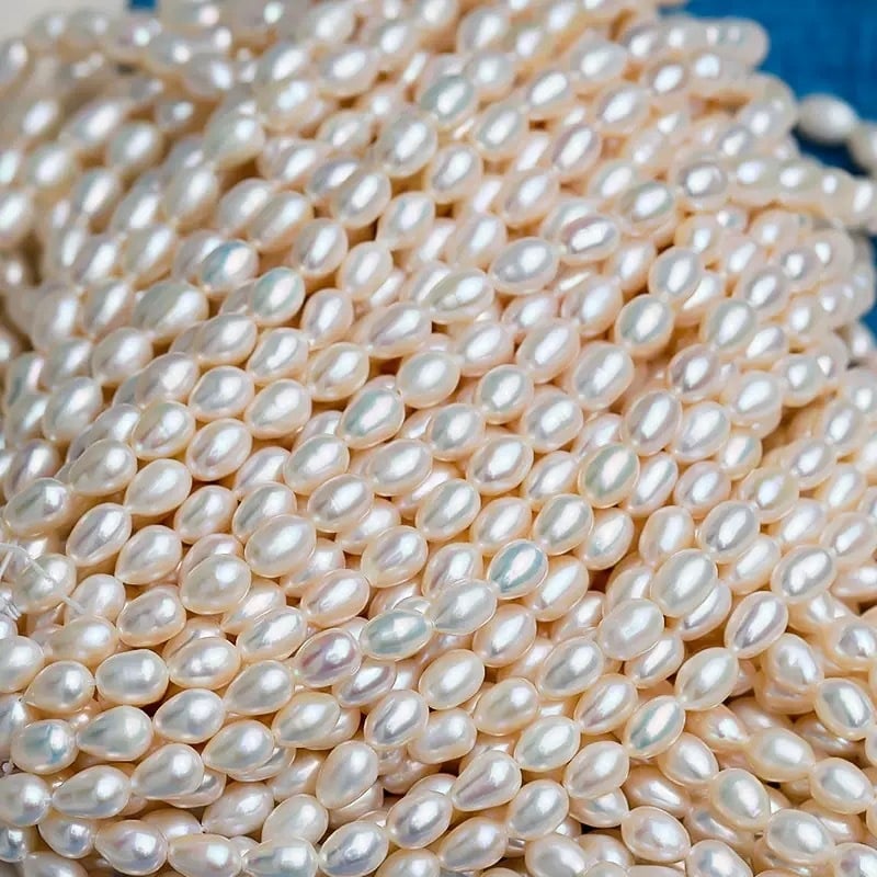 Prirodne rižaste perlice promjera 5–6 mm od slatkovodnih bisera, poluproizvodi za DIY
