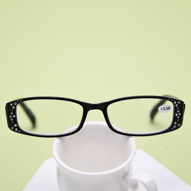 Женски ултралеки модни очила за четене, удобни и елегантни, рамка от поликарбонат и лещи от смола, модел L008