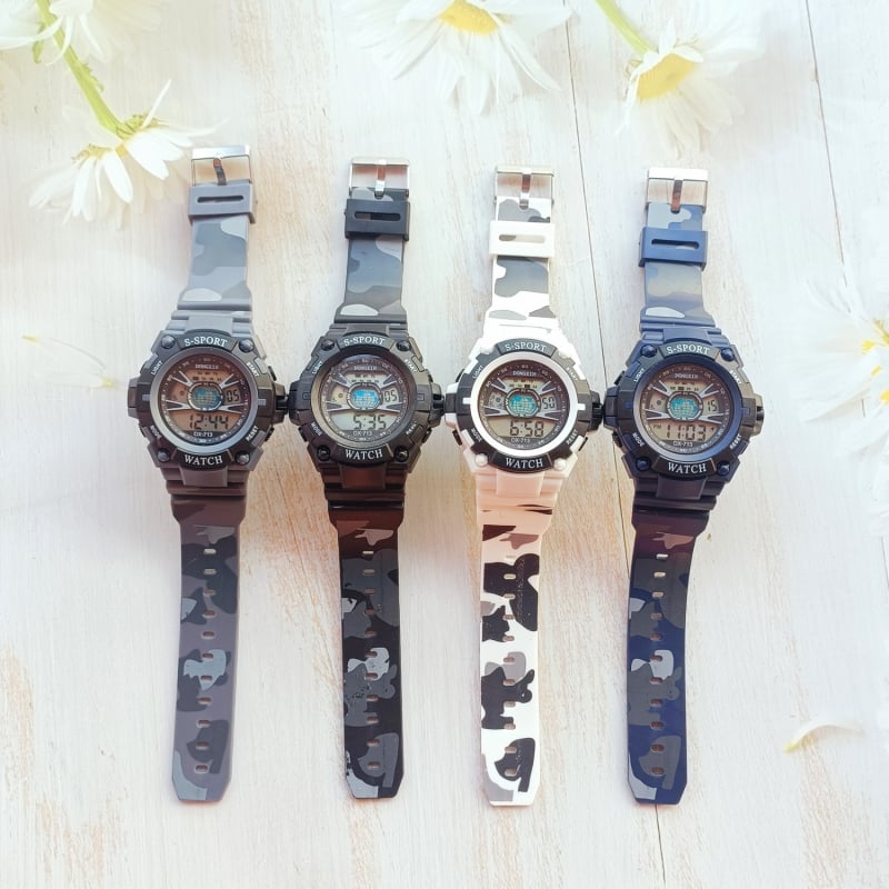 Камуфлажен електронен часовник за ученици с светещ дисплей и аларма – спортен стил