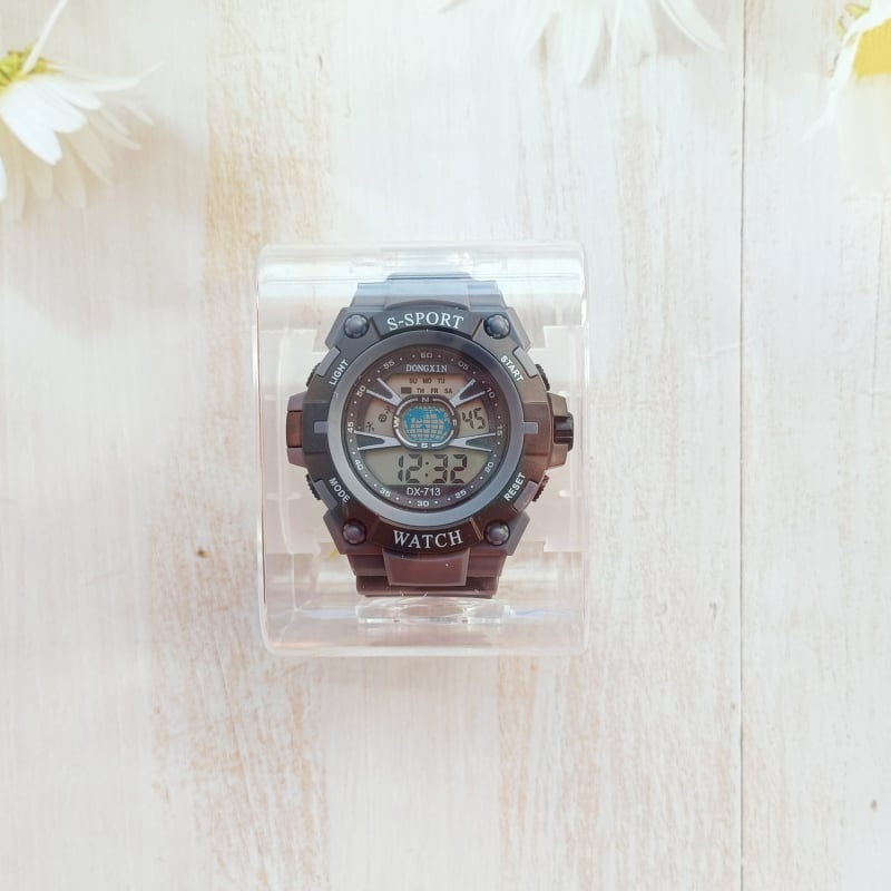 Камуфлажен електронен часовник за ученици с светещ дисплей и аларма – спортен стил