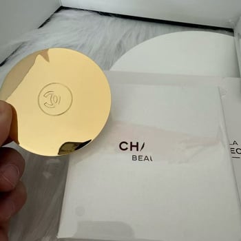 Διπλής όψεως φορητός καθρέφτης μακιγιάζ με επίχρυσωμένο 18K, κλασικός καθρέφτης για διόρθωση μακιγιάζ, Διεθνής έκδοση