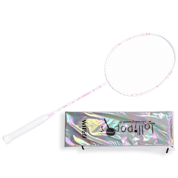 Raketa za badminton od karbonskih vlakana, prilagođena za singl i dvojice, ofenzivnog tipa, izdržljiva za profesionalna natjecanja.