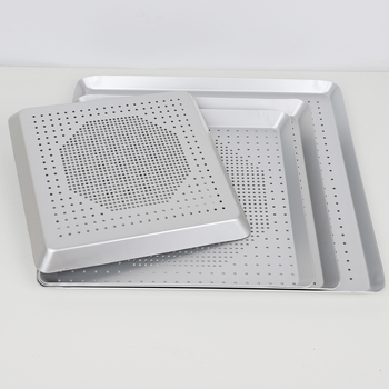 Debeli kvadratni pleh za pizzu, perforiran, anodizirani aluminij, 8–10 inča, za kućnu i komercijalnu upotrebu.