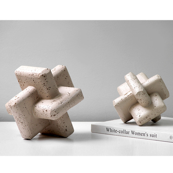 Moderna minimalistička skulptura u stilu Wabi-Sabi od smole, lažni travertin za stolni dekor