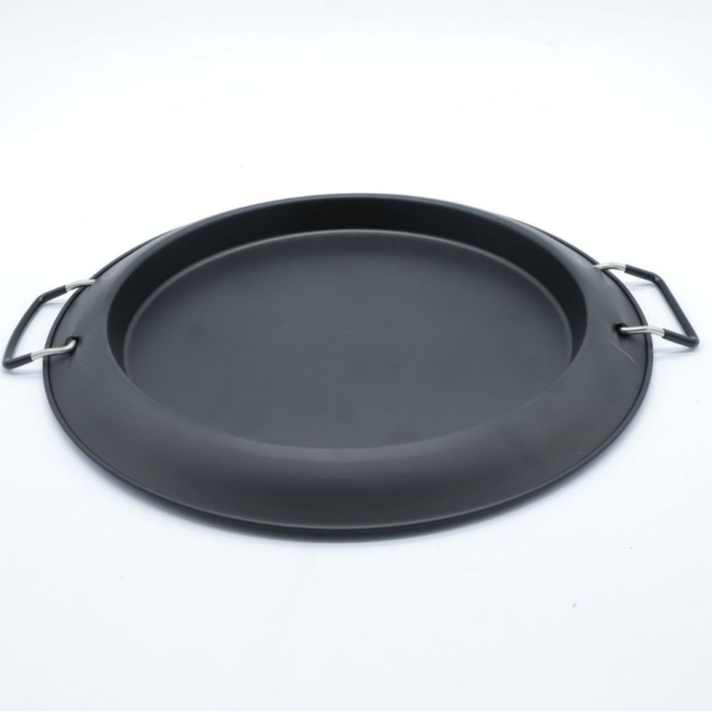 Set alata za pizzu: tava za pečenje pizze, nož za pizzu, drvena lopatica i metalna špatula