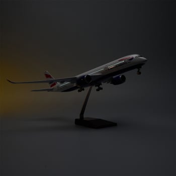 47 cm model zrakoplova A350 British Airways sa svjetlima – dekorativni dar za zbirku