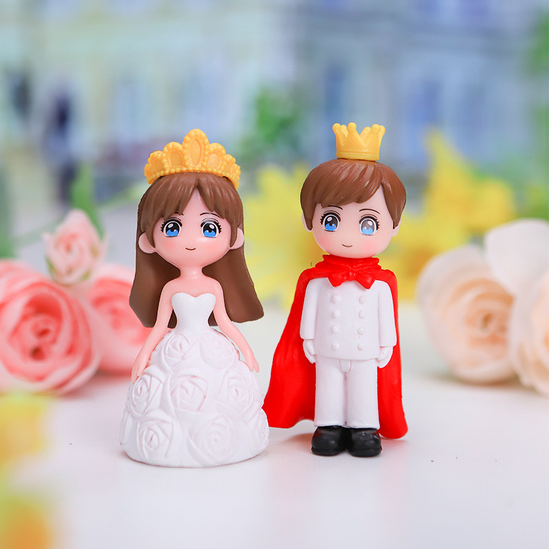 Par princ i princeza – mini krajinski ukrasi od plastike za vrt, DIY dekoracije za tortu