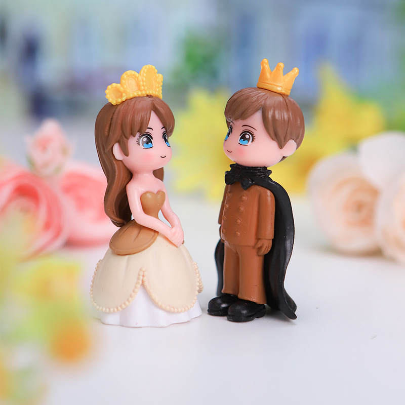 Par princ i princeza – mini krajinski ukrasi od plastike za vrt, DIY dekoracije za tortu