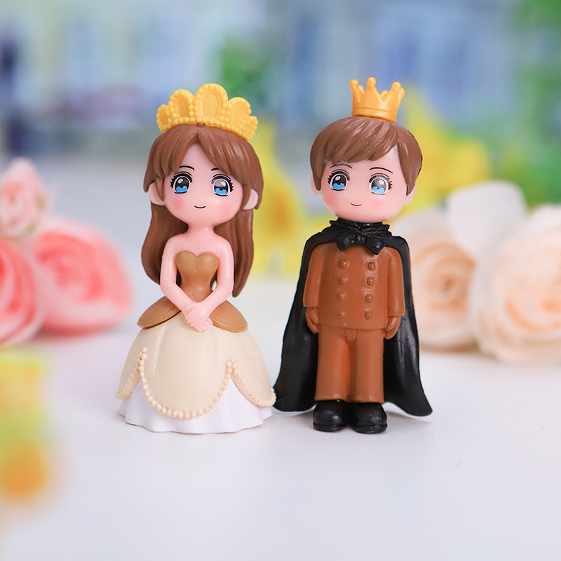 Par princ i princeza – mini krajinski ukrasi od plastike za vrt, DIY dekoracije za tortu