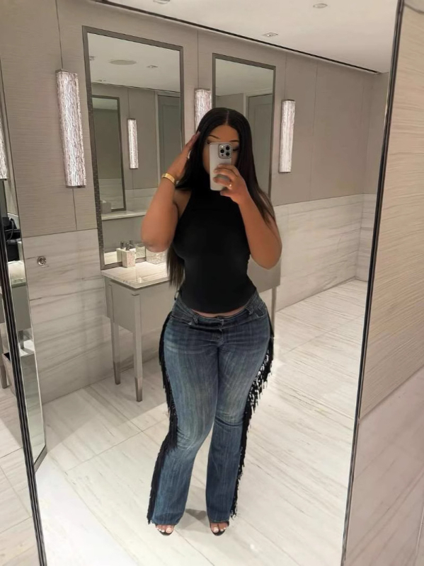 Y5270 Ženske traperice visokog struka, ravnog kroja s resicama na rubu – denim