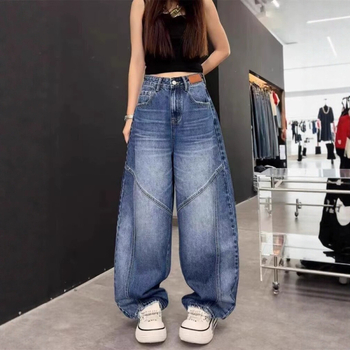 Ženske plus-size traperice u retro američkom stilu s zakrivljenim rubom, visokim strukom, vizualno laskaju siluetu kruške, ravne i široke nogavice