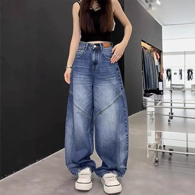 Ženske plus-size traperice u retro američkom stilu s zakrivljenim rubom, visokim strukom, vizualno laskaju siluetu kruške, ravne i široke nogavice
