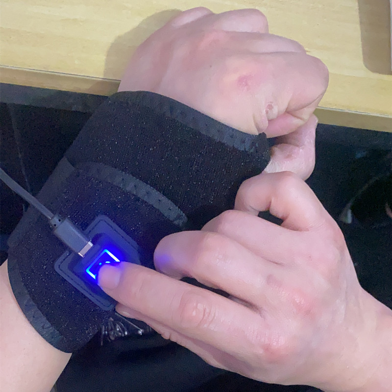 USB napajano grijana narukvica s Mugwortom, perforirani dizajn