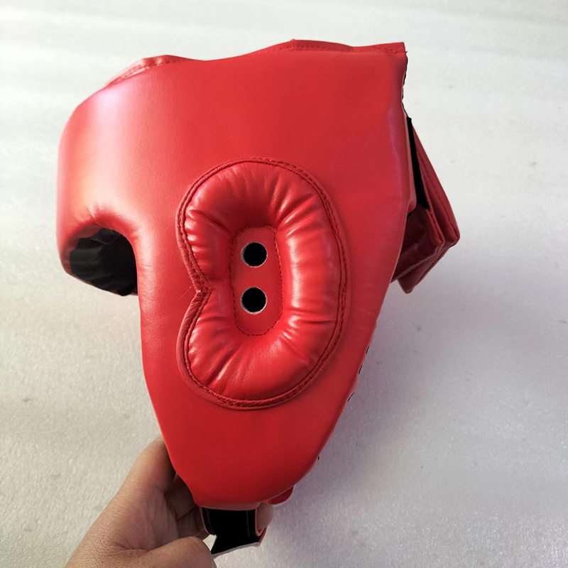 Kaciga za zaštitu glave za MMA, boksa, Muay Thai i Taekwondo — trening i natjecanja