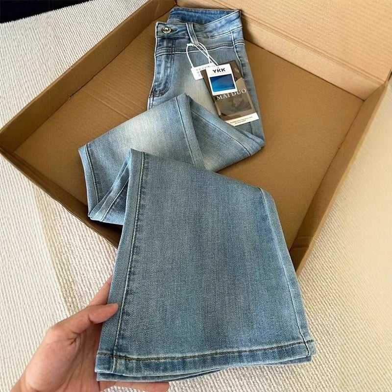 Ženske traperice u američkom stilu, svijetloplave bootcut, elastične, uski kroj, ljetni stil