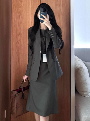 Zeleni dvodijelni ženski uredski kostim sa suknjom, korejskog stila, elegantan i visokokvalitetan set za jesen i zimu