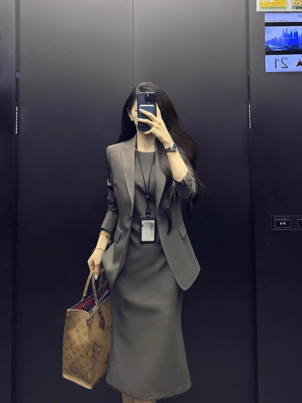 Zeleni dvodijelni ženski uredski kostim sa suknjom, korejskog stila, elegantan i visokokvalitetan set za jesen i zimu