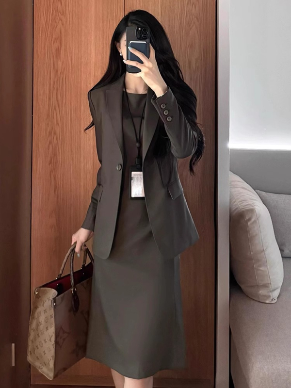 Zeleni dvodijelni ženski uredski kostim sa suknjom, korejskog stila, elegantan i visokokvalitetan set za jesen i zimu