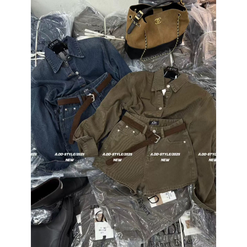 Ženski set od traper jakne i šortsa, dva dijela, 2025 rana jesen, opušten kroj, gradski stil