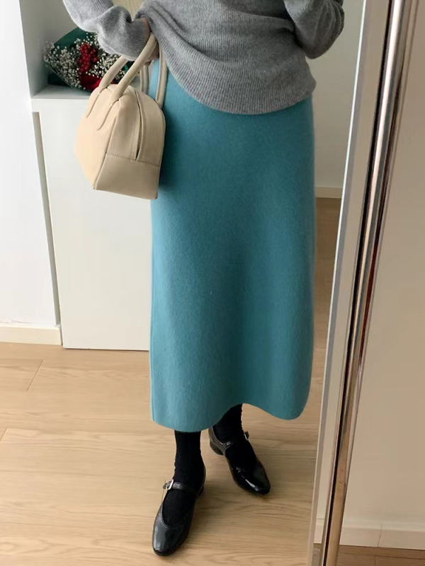 Korejski stil, drapiran, debeli pliš raccoon, midi plisana suknja, visokim strukom, pravilan kroj, jednobojna, jesen-zima