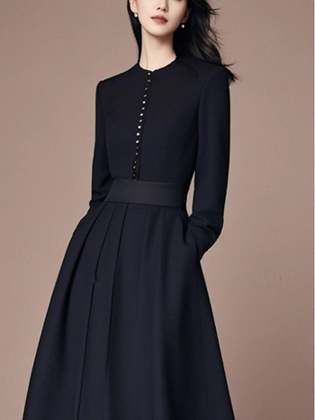 8616 Crna haljina u Hepburn stilu za formalne prilike, elegantna i profinjena