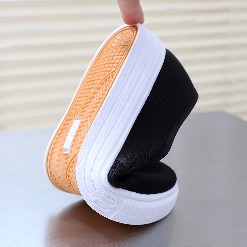 Ženske bijele platnene slip-on tenisice s debelim đonom, casual obuća za medicinske sestre