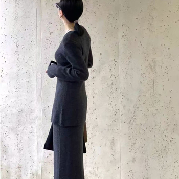Ženski dvodijelni set: pleteni kardigan u Hepburn stilu i duga suknja, retro