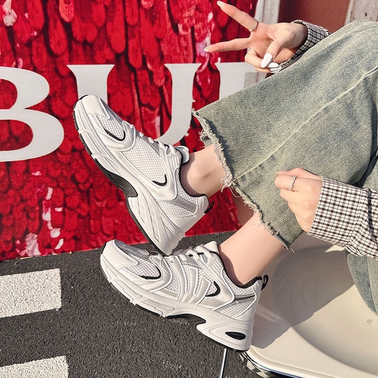 Ženske tenisice u stilu dad shoes, velikih veličina, jesen 2025 nova, lagani mrežasti gornji dio, debeli potplat, svestrane casual sportske tenisice
