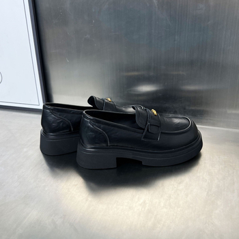 Ženske loaferice s debelim potplatom, crne, slip-on, proljeće 2026