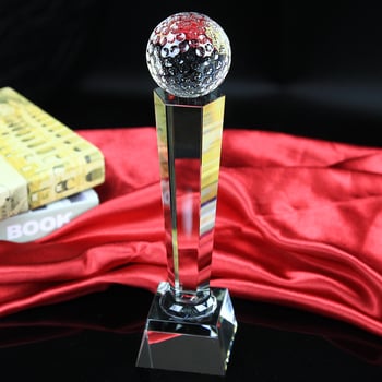 Trofej za golf turnir od kristalne kugle s prilagodljivim graviranjem – nagrada za prvoplasiranog, drugoplasiranog i trećeplasiranog