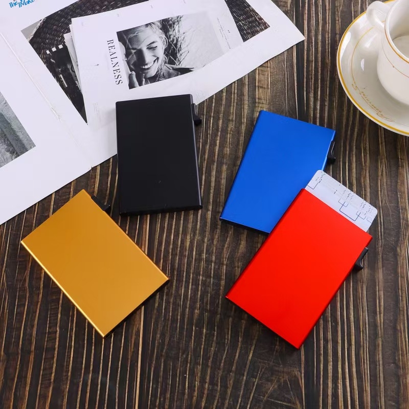 Držač kartica od aluminijske legure, kutija za vizitke, automatska kutija za kartice, metalni RFID omot s zaštitom od demagnetizacije