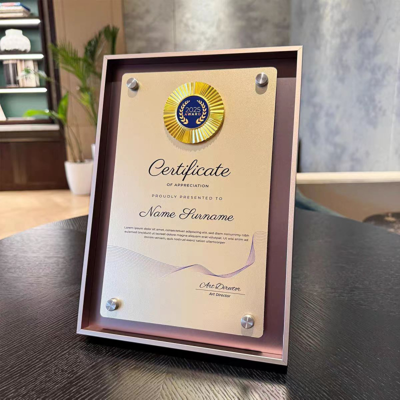 Drevena plaketa autorizacije 2025 s kreativnim certifikatom časti i franšiznom plaketu
