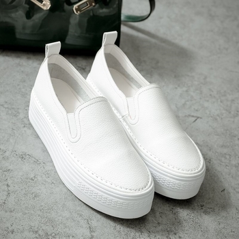 Ženske kožne loaferice, bijele, slip-on s debelim potplatom