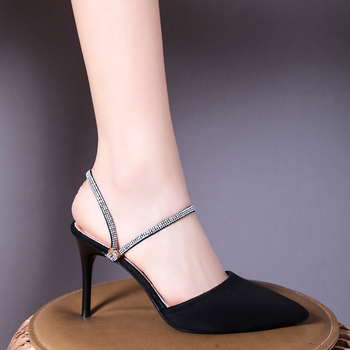 Ženske sandale s visokom petom i dijamantnim trakama, šiljat vrh, tanak stiletto potpetica, 9 cm, ljeto 2026
