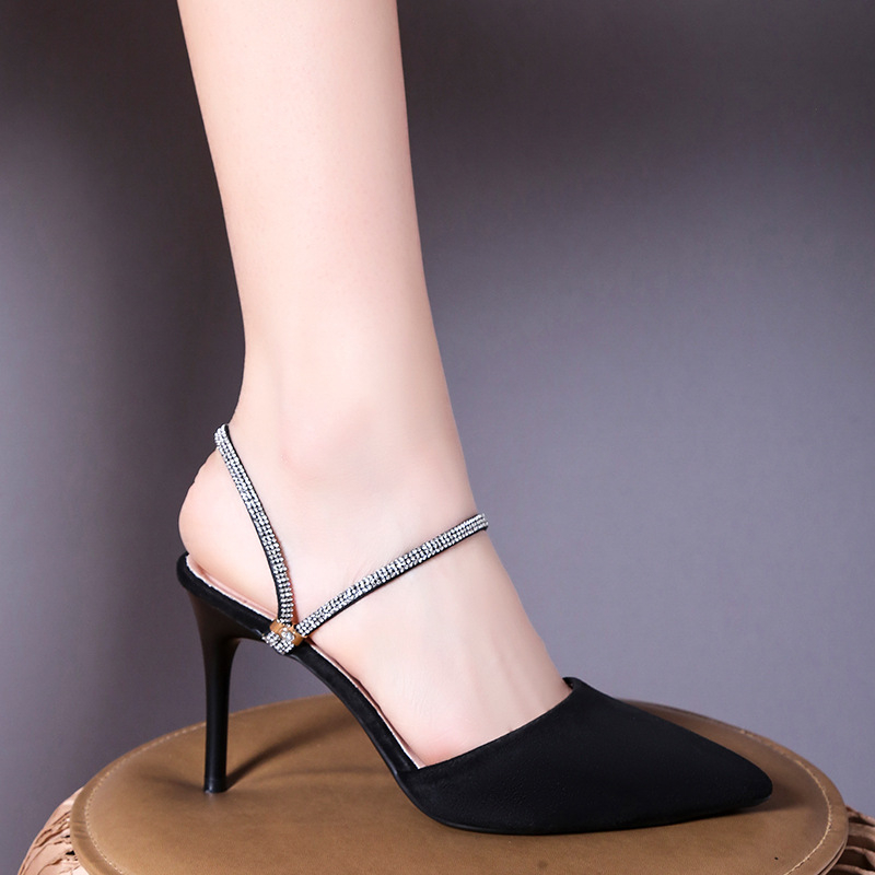 Ženske sandale s visokom petom i dijamantnim trakama, šiljat vrh, tanak stiletto potpetica, 9 cm, ljeto 2026