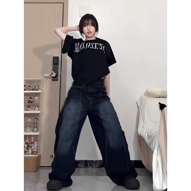 Ženski pamukasti T-shirt kratkih rukava s izrezom na ramena, anime otisak, opuštena silueta