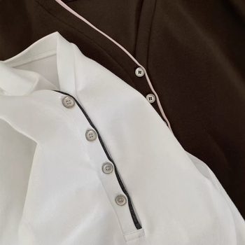 Ženski ljetni T-shirt s V izrezom, uska linija, blok boja, kratki rukavi, lažni dvodijelni top s gumbima, 2727